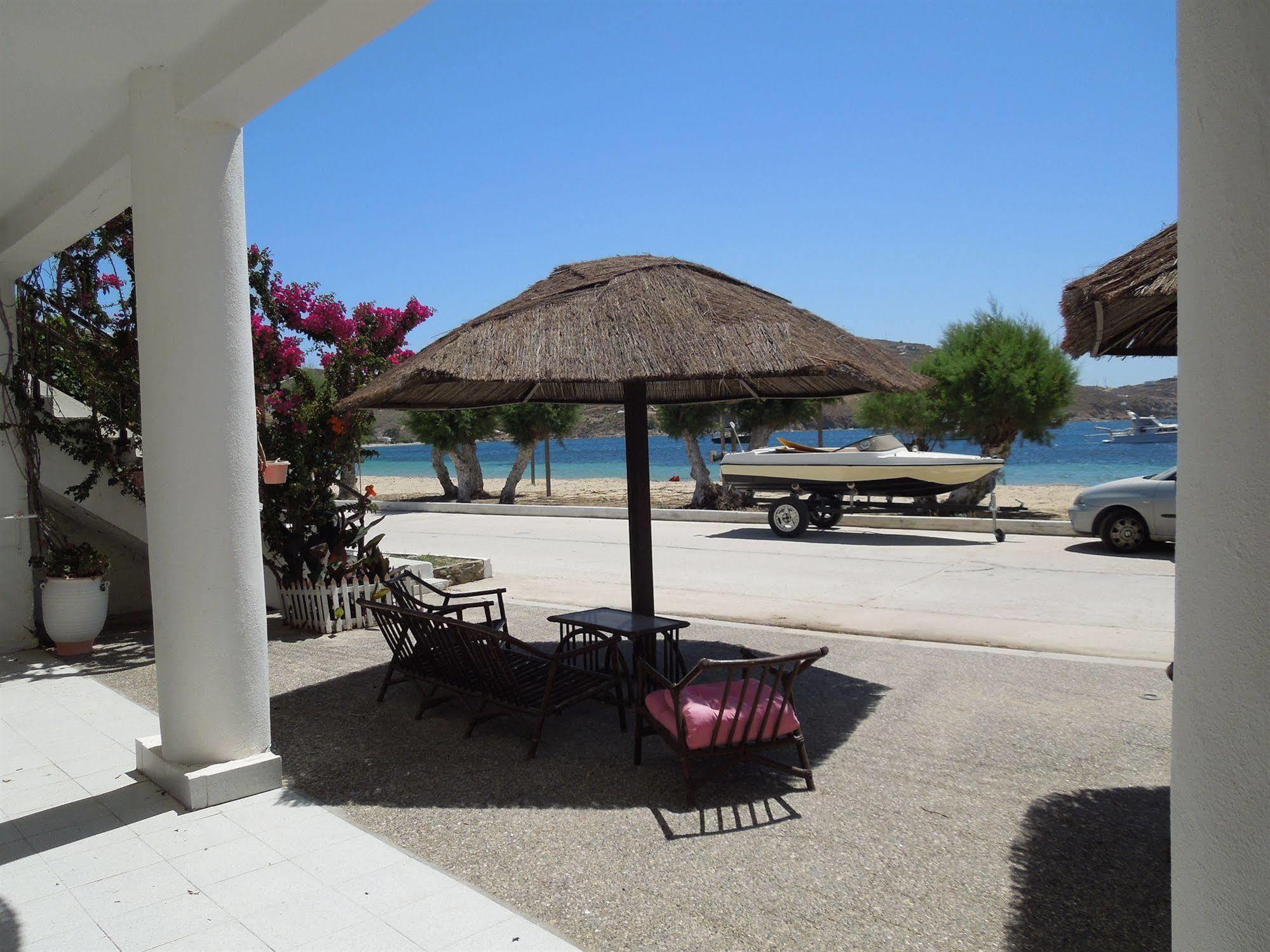 Albatross Hotel Livadi  Bagian luar foto