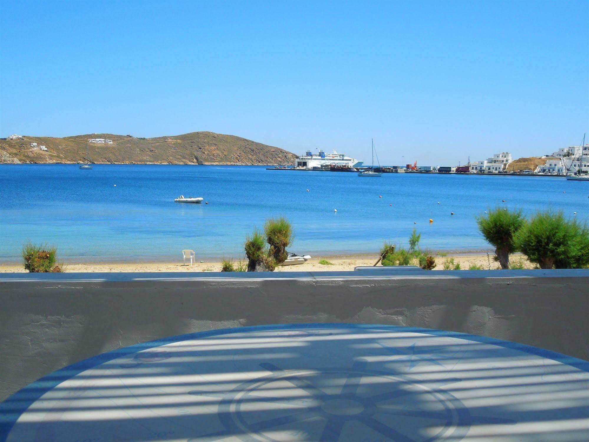 Albatross Hotel Livadi  Bagian luar foto